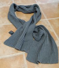 scarf_knitted_Daedler
